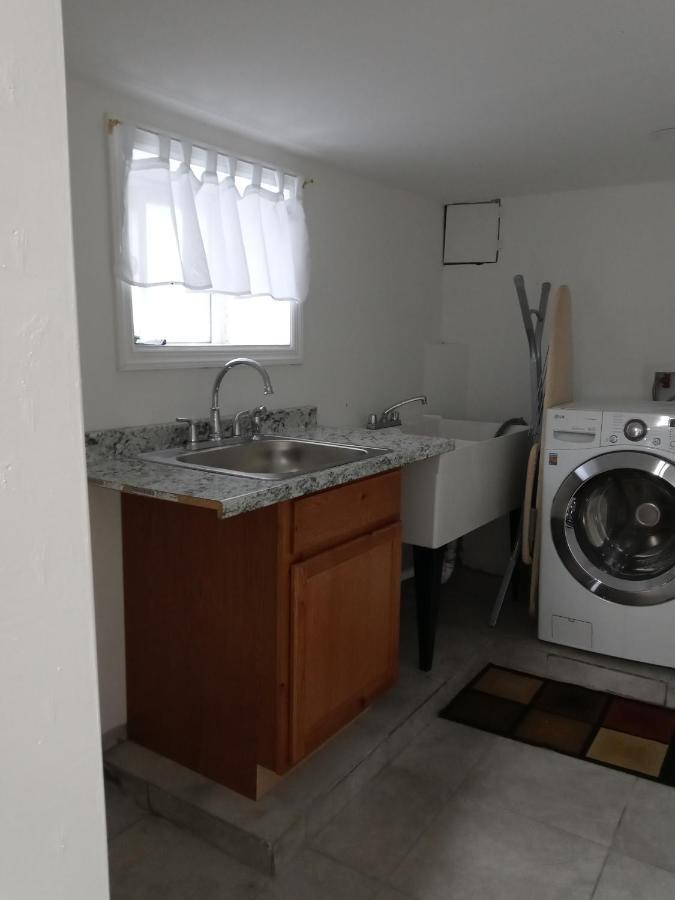 דירות אירבינגטון "Cozy Basement Retreat Just 40 Minutes To Nyc!" מראה חיצוני תמונה